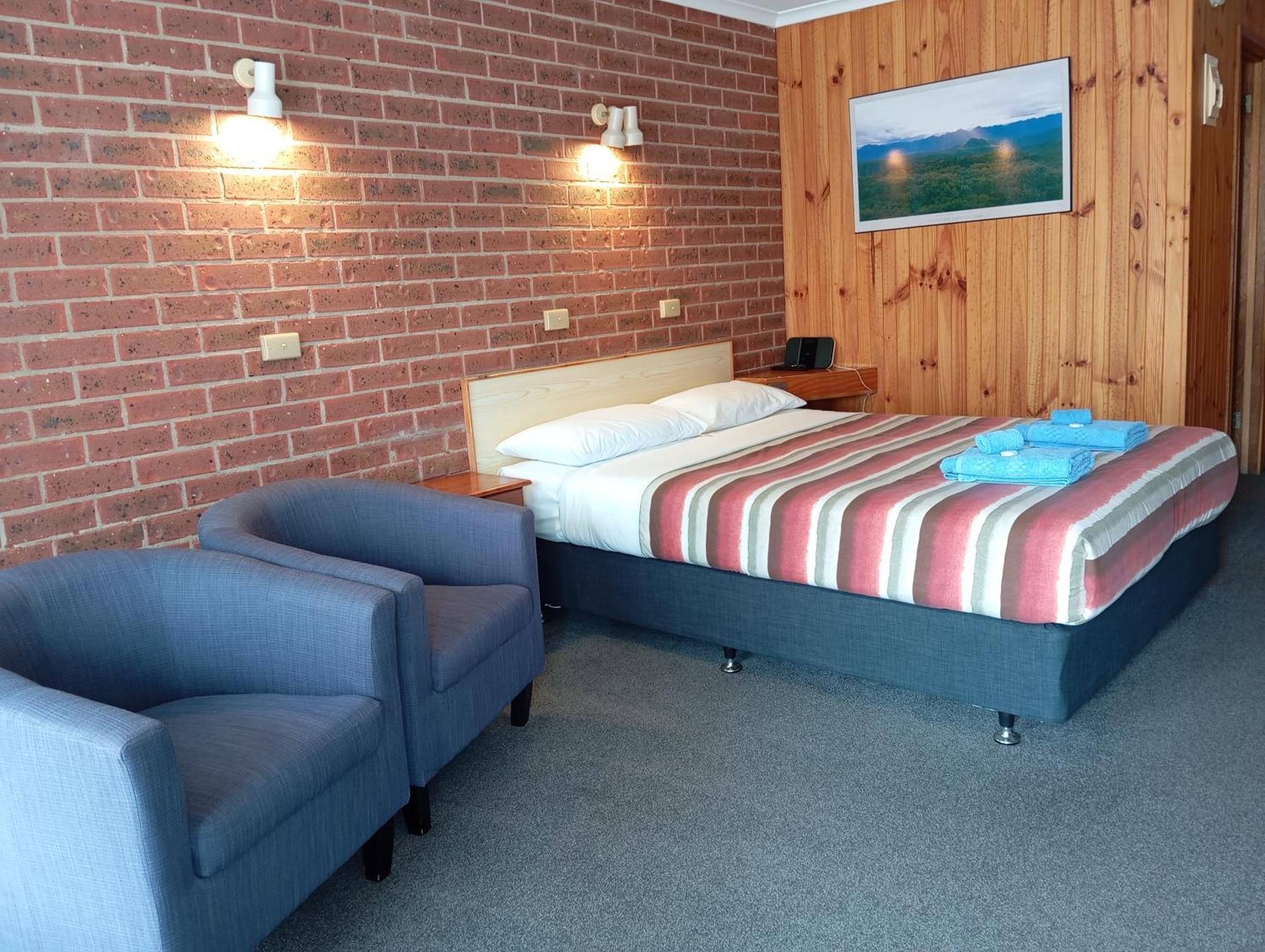Orbost Country Road Motor Inn Exterior photo