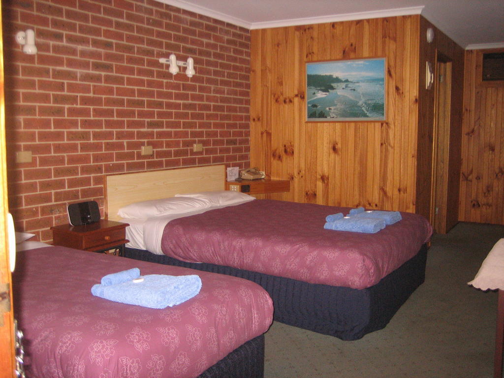 Orbost Country Road Motor Inn Room photo